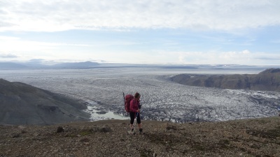 Nous nous apprêtons à monter le bivouac sur ce magnifique belvédère! (région de Skaftafell, Islande)