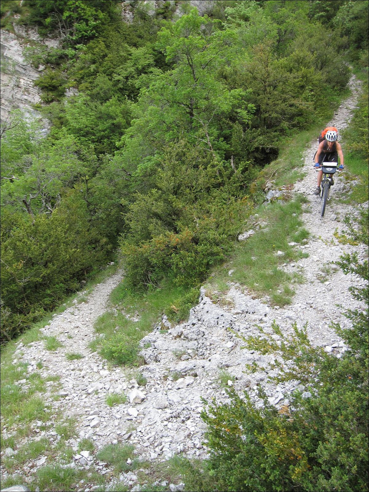 Vtt Itinérant Autour De La Montagne De Lure