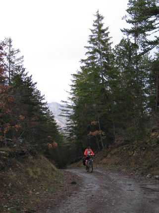 Au-dessus du col de Font-Belle