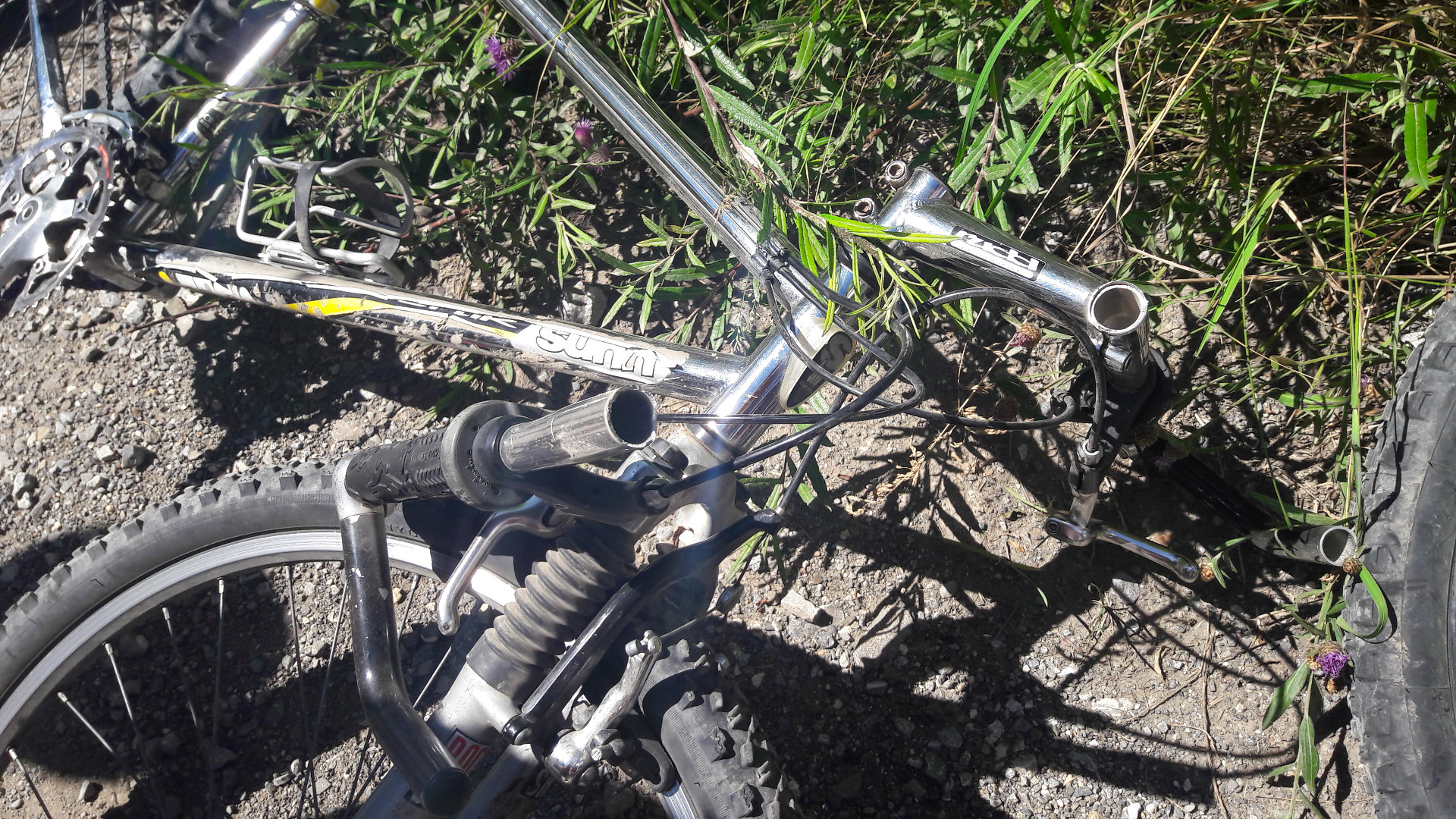 Blogue - Réparation de pneu de vélo : 6 outils à avoir sous la main -  Ultime Vélo