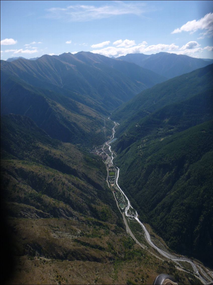 Et vers le SE, en direction d'Isola