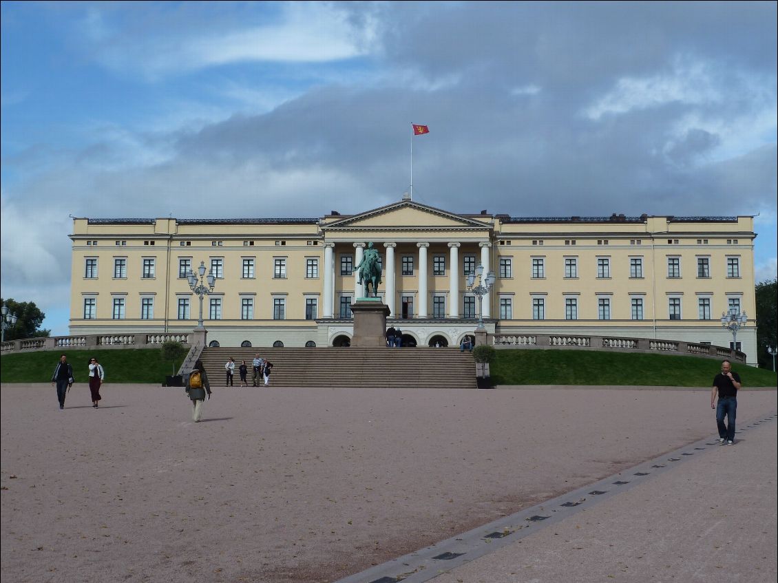 Le palais royal