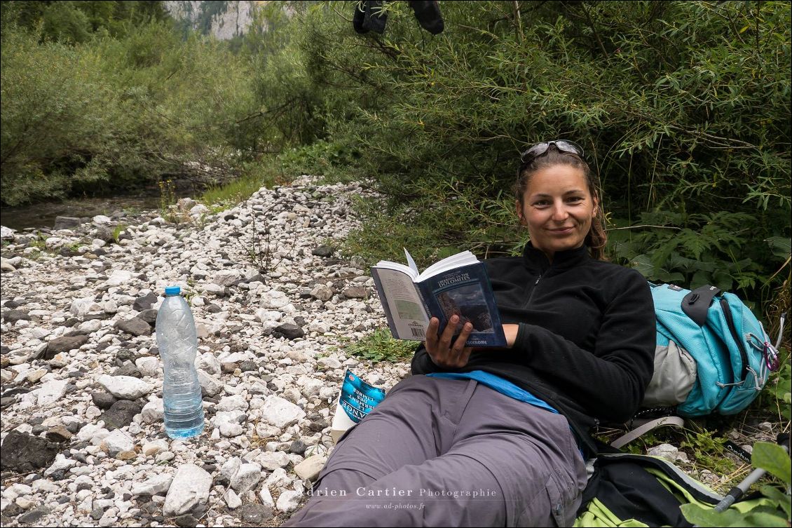 repos près d'un ruisseau à Malga Ciapela