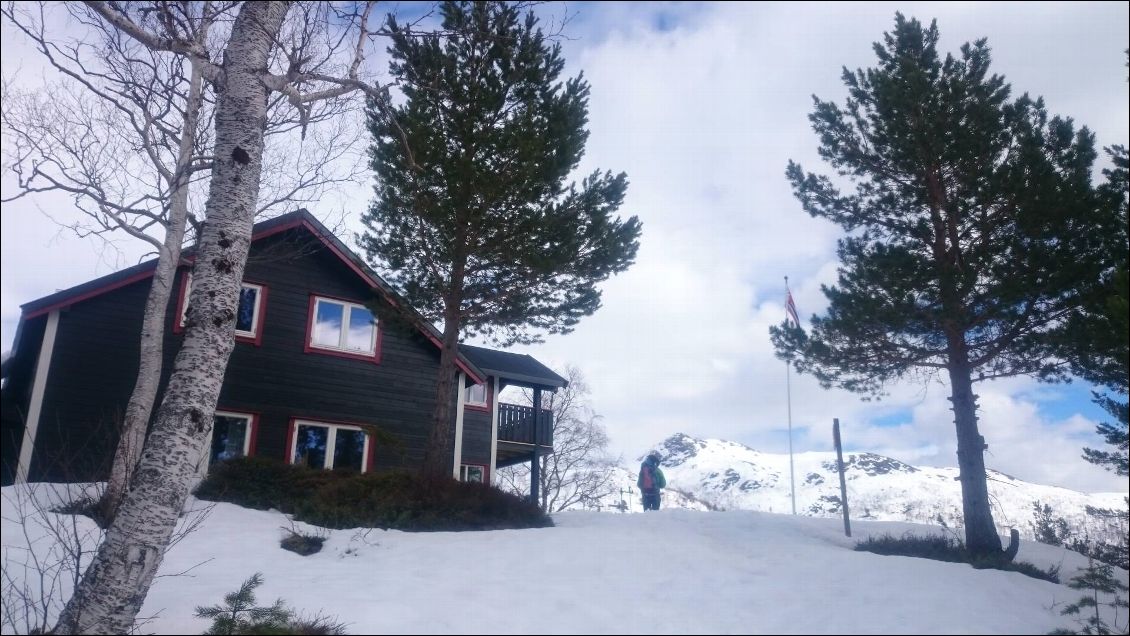 Cabane de montagne. Le luxe et pas d'effets indésirables de l'altitude.