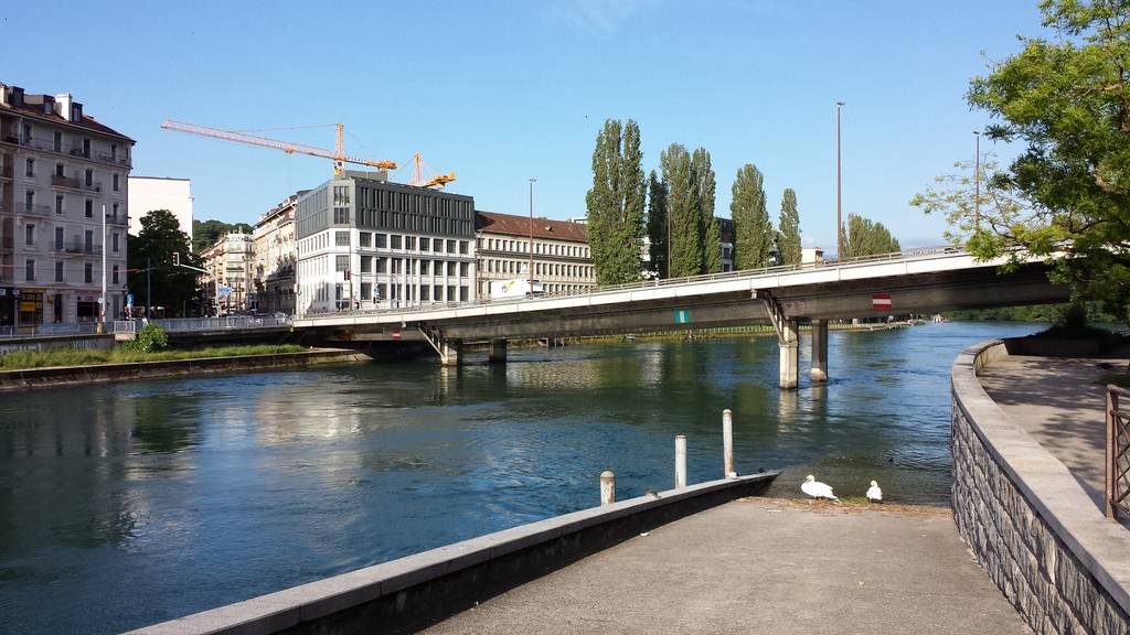 Genève. Quai du Seujet. Rampe de mise à l'eau