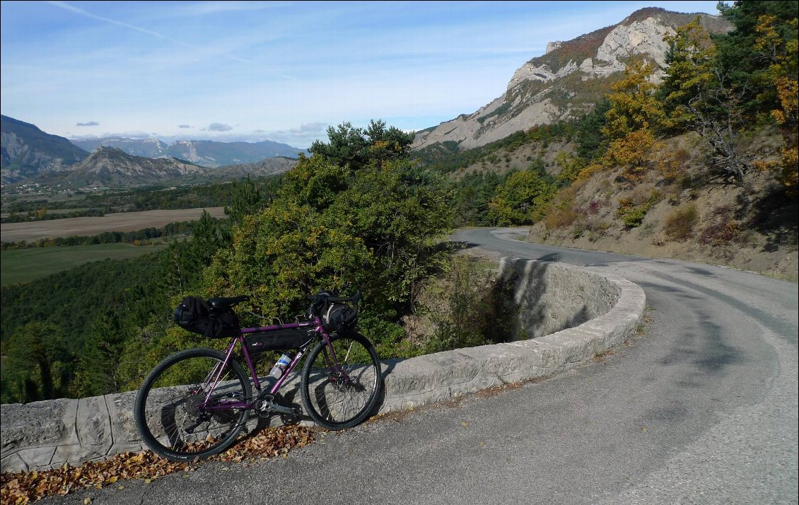 Peu après le col de Faye, dans la descente vers Savournon.