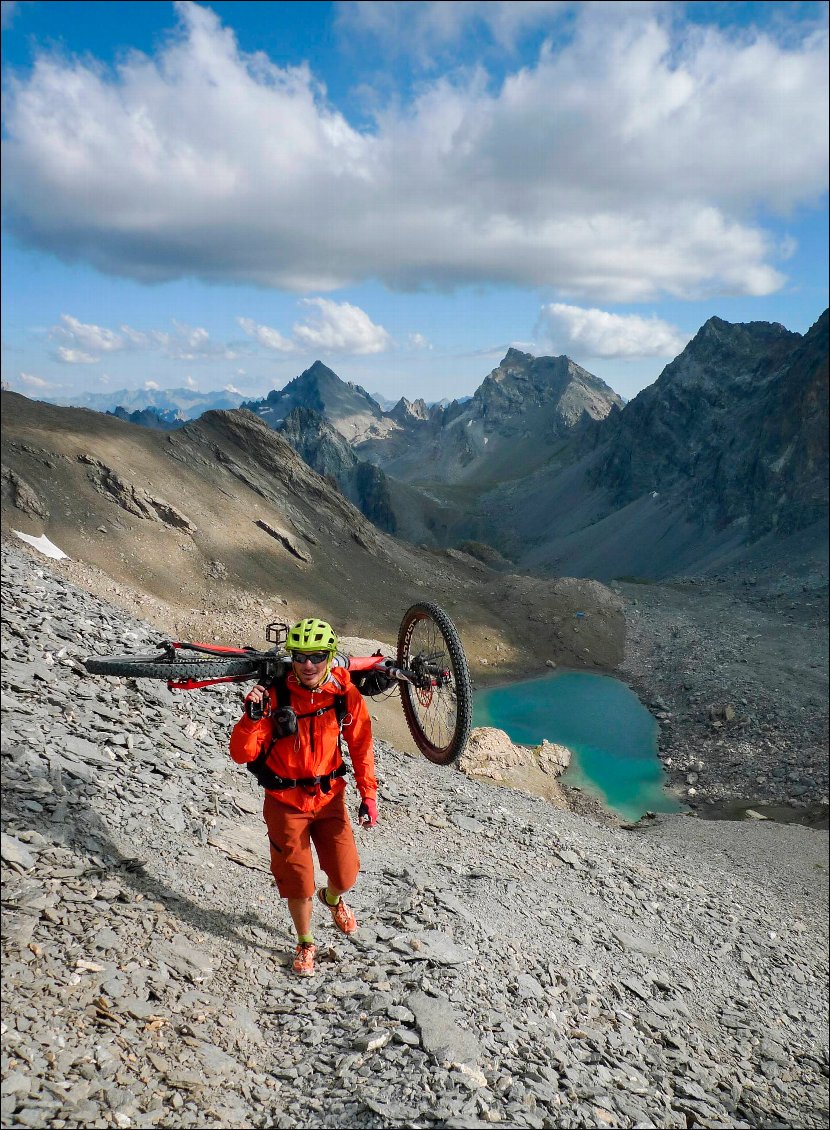 Portage vers la tête de la Fréma.