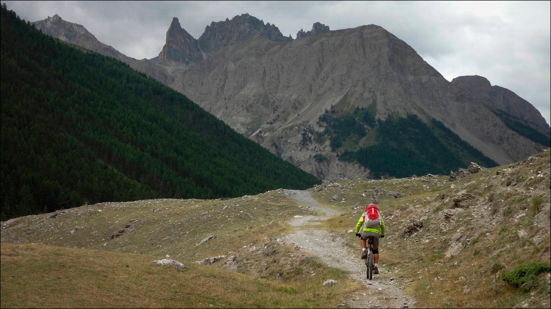 Fin de descente vers Maljasset.