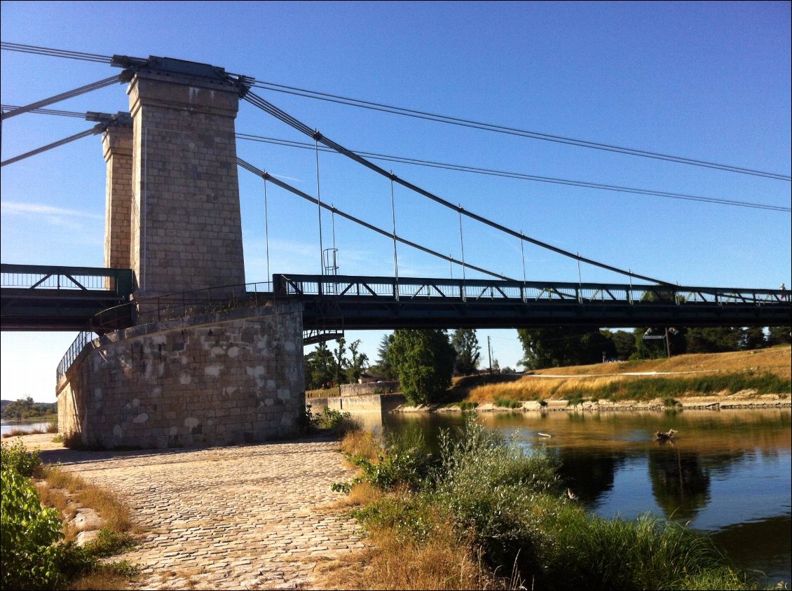 pont de Chatillon sur Loire