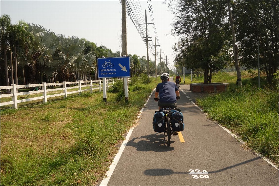 OUF une piste cyclable