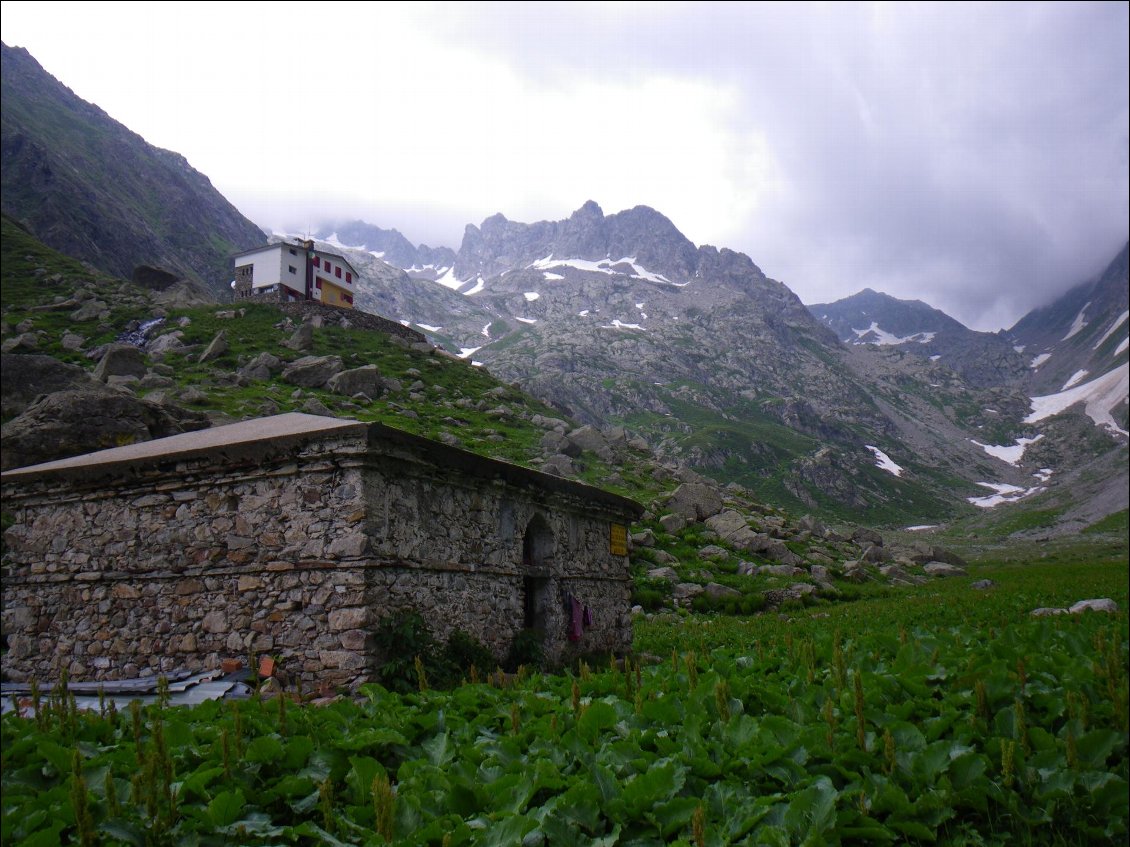 Cabane Soria Elena et refuge