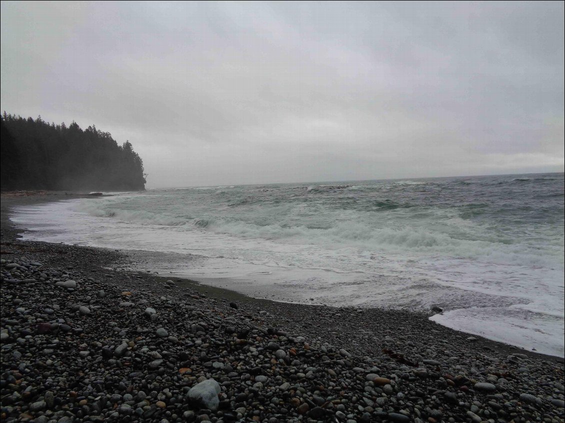 La mer était un peu formée.