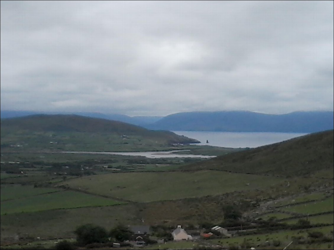 La Conor Pass : vue vers le Sud et Dingle.