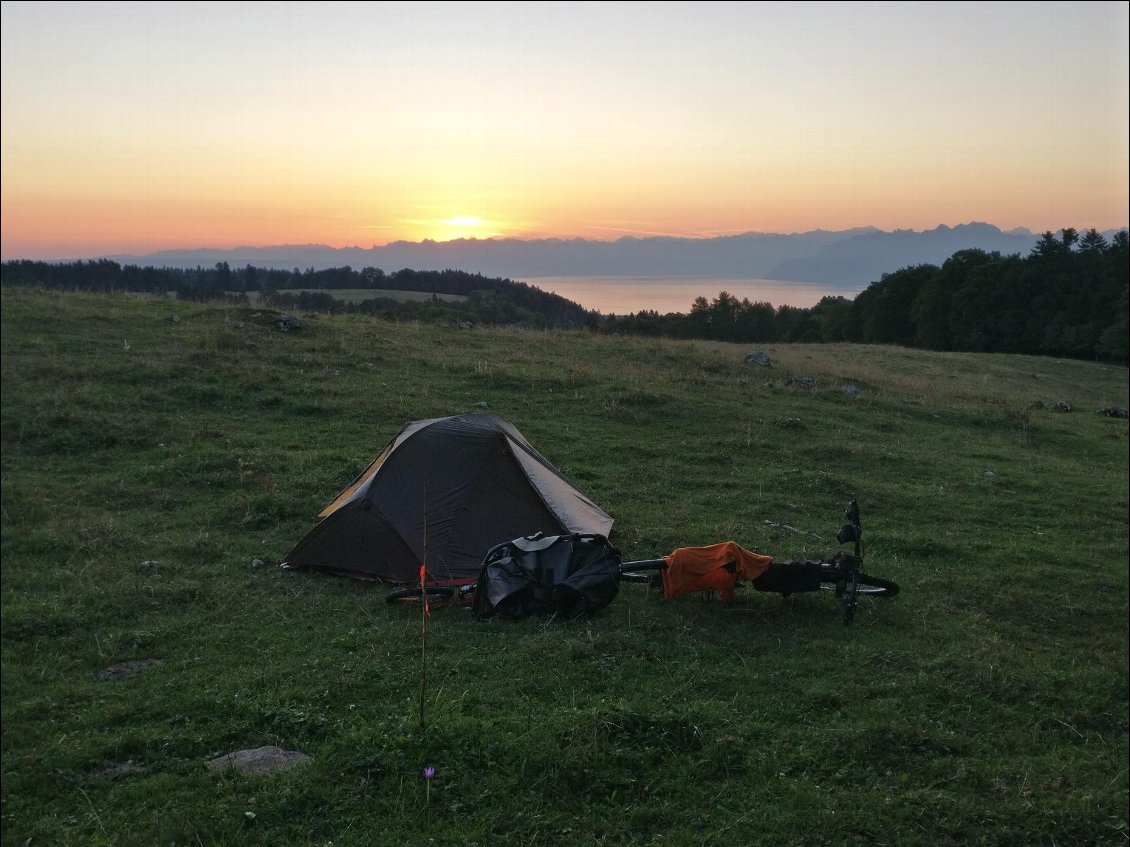 Premier bivouac suisse. Magnifique :)