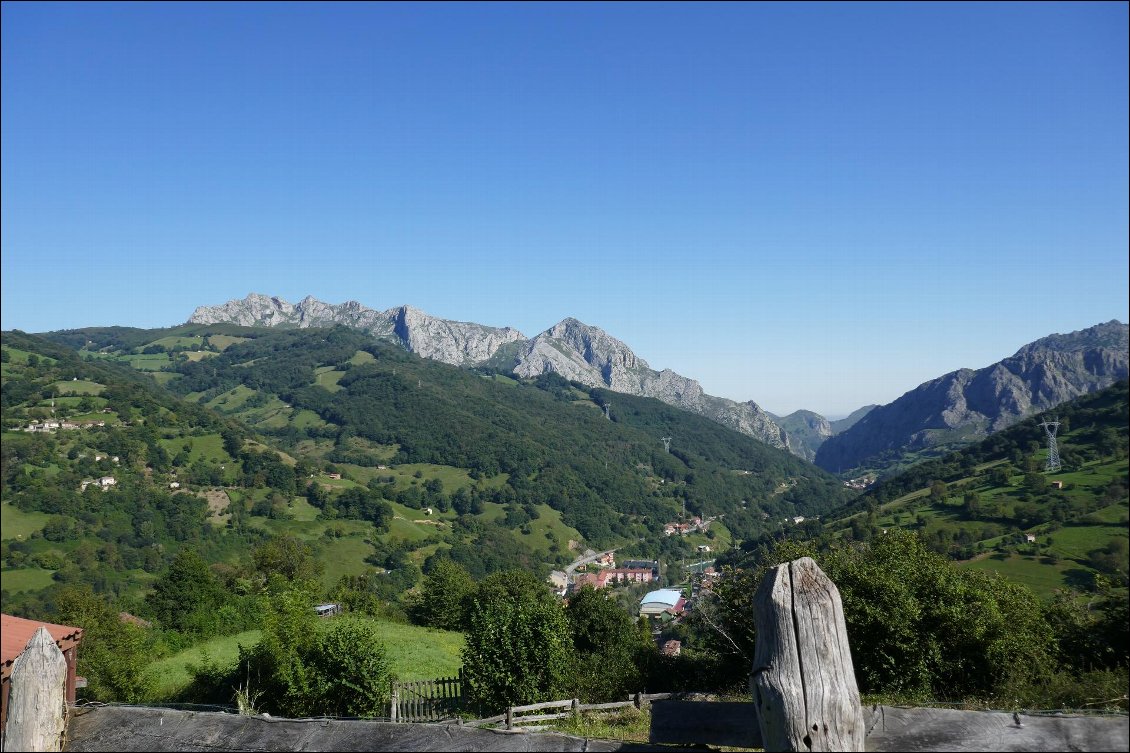 Vue sur la vallée de la Riora