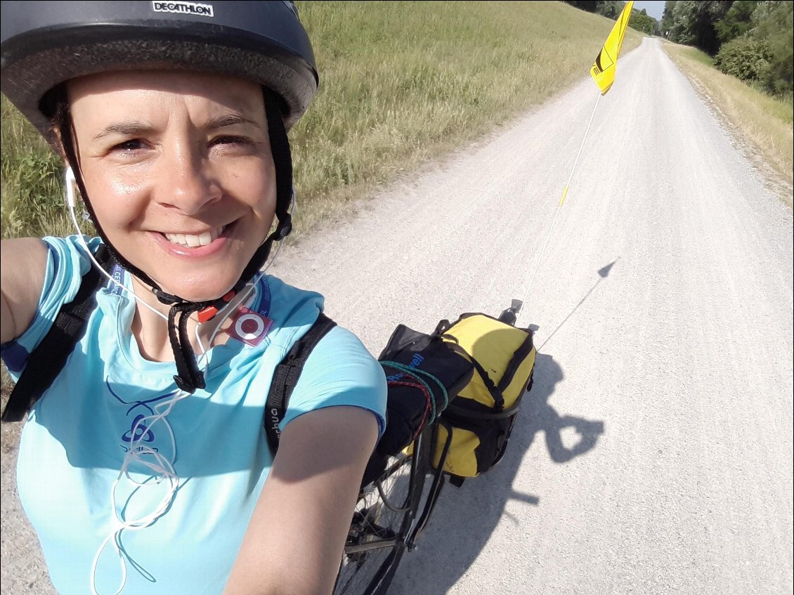 Premier voyage à vélo !
1 mois à travers l'Europe, ici en Slovaquie
Photo : Héponine Toffin