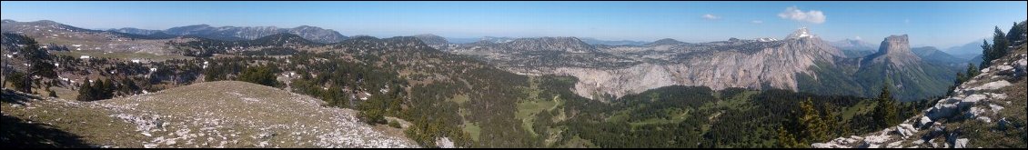 Jour 3 - Du Pas de l'Aiguille au pied du Mont Barral 