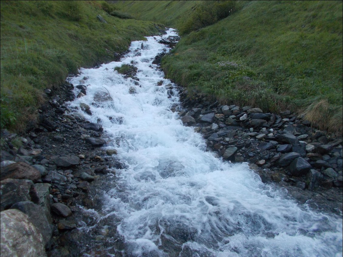 De l'eau tumultueuse des torrents...