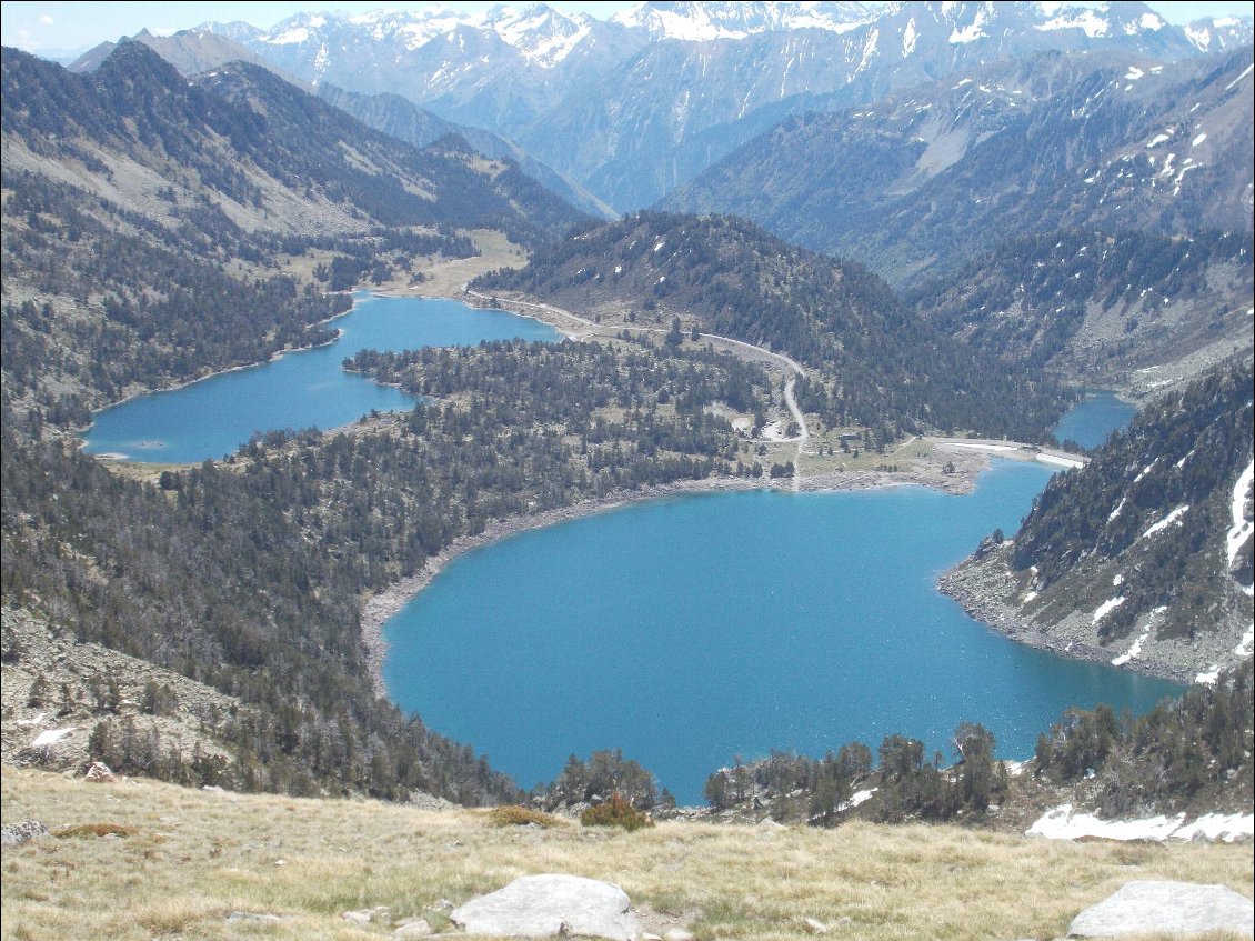 Lacs d'Aumar (à gauche) et d'Aubert (à droite).