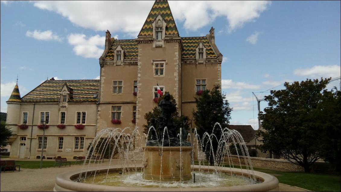 Jolie fontaine de volnay