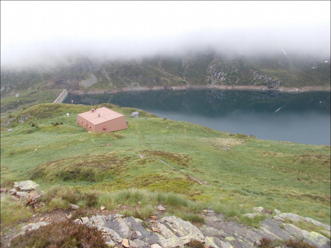 Le refuge et l'étang d'Araing, dix minutes avant leur disparition !