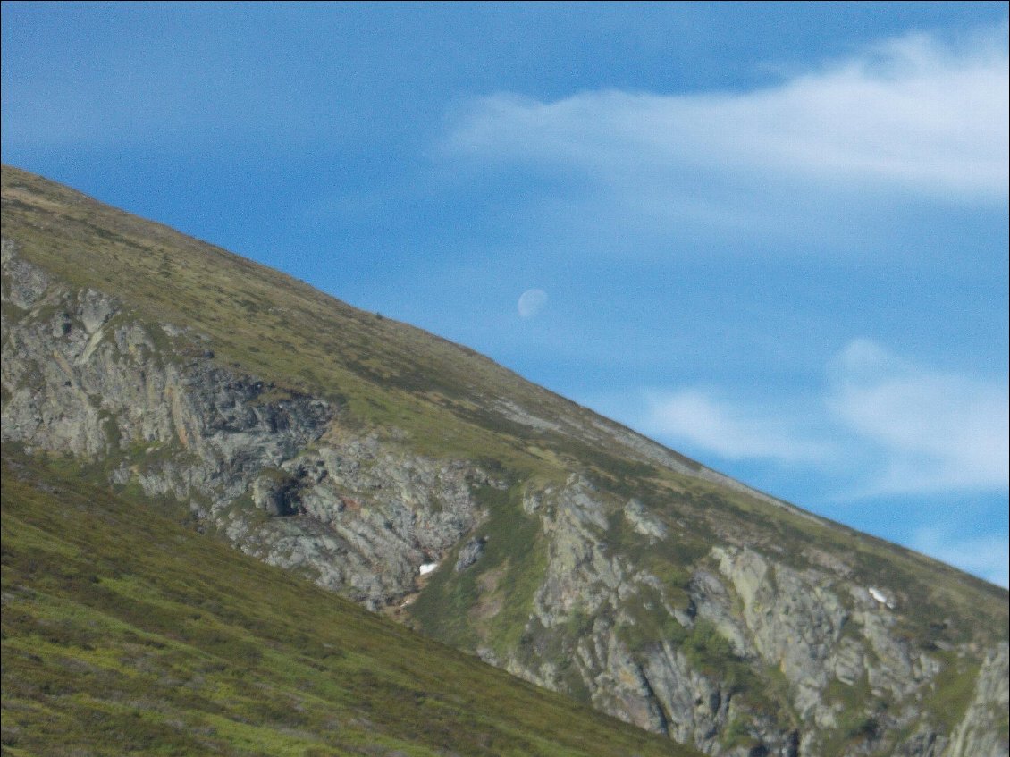 Cette photo a été prise sur un sentier parfaitement horizontal !