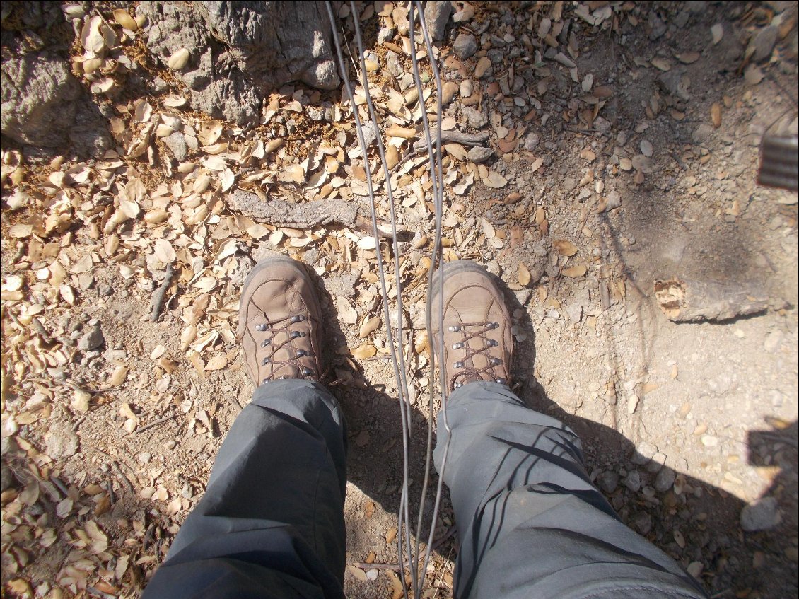 Pareil pour mes pieds, la frontière au milieu !