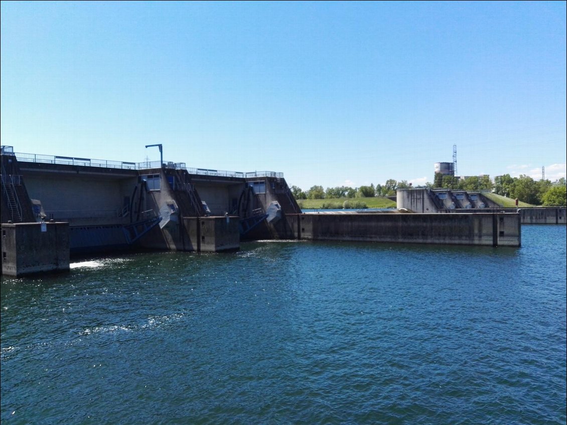 Barrage agricole de Kehl (DE) - Strasbourg (F)