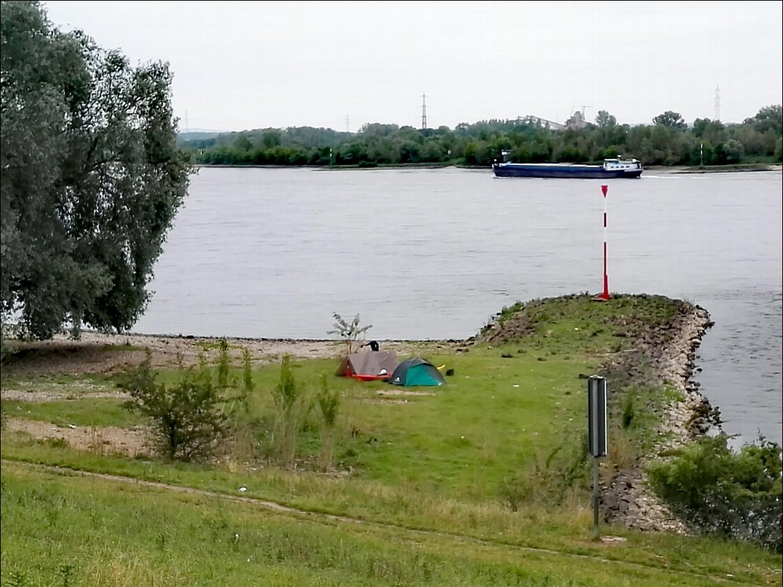 Bivouac près de Mehrum (DE)