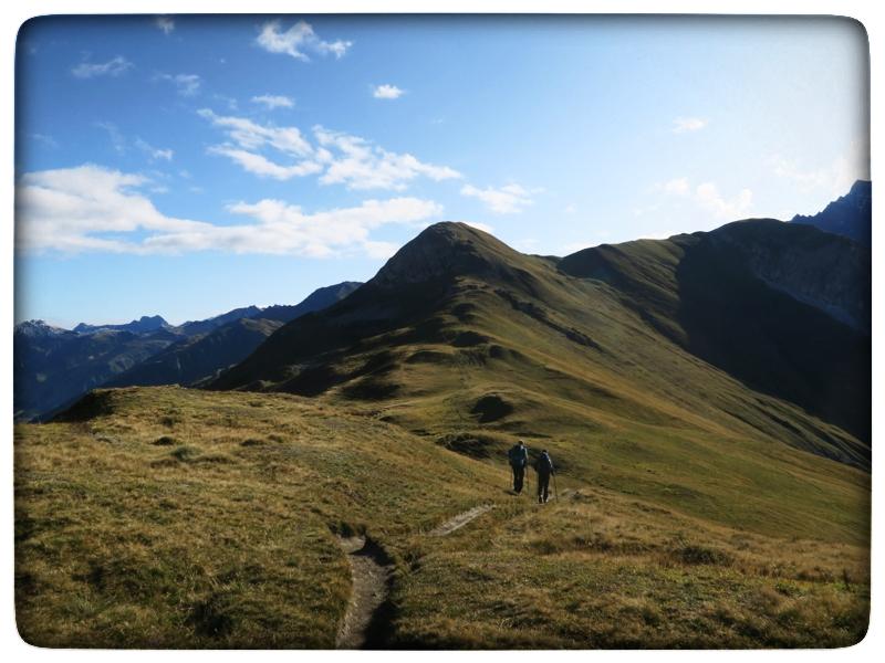 Cheminement vers le Mont de la Sax