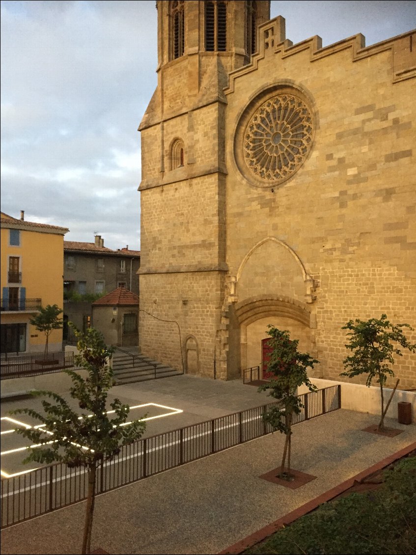 Carcassonne pas la cité