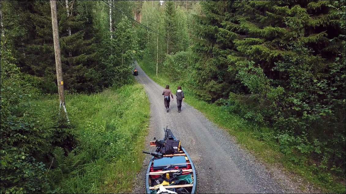 Mais nous sommes assignés à devoir faire de nombreux aller retour parce que les montées sont très nombreuses, c'est le moment de se motiver, de s'adapter, d'accepter et de vivre.