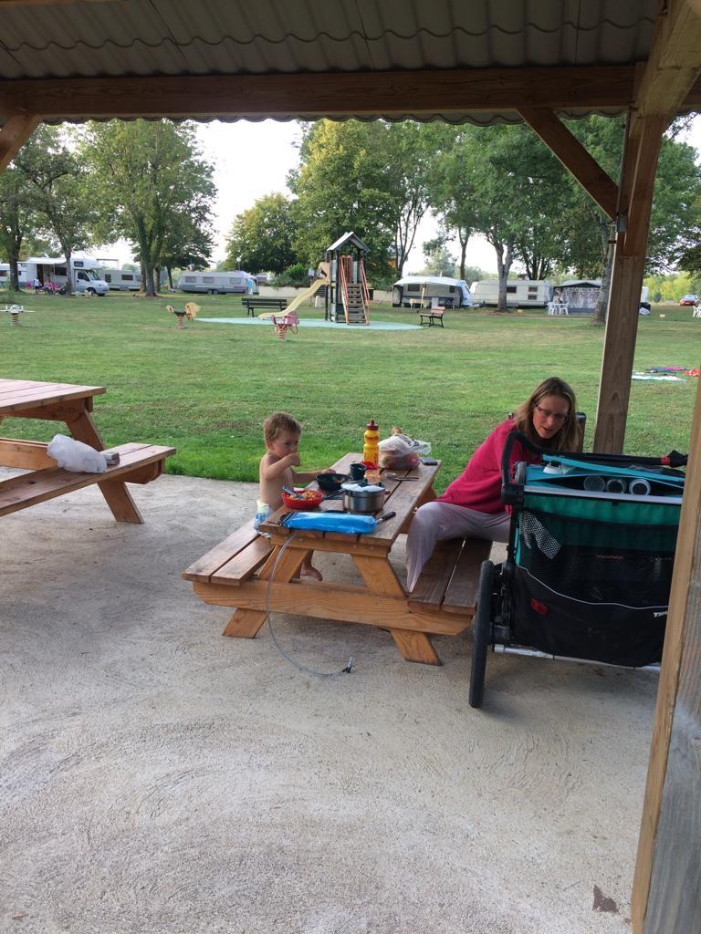 Le coin cyclistes du camping