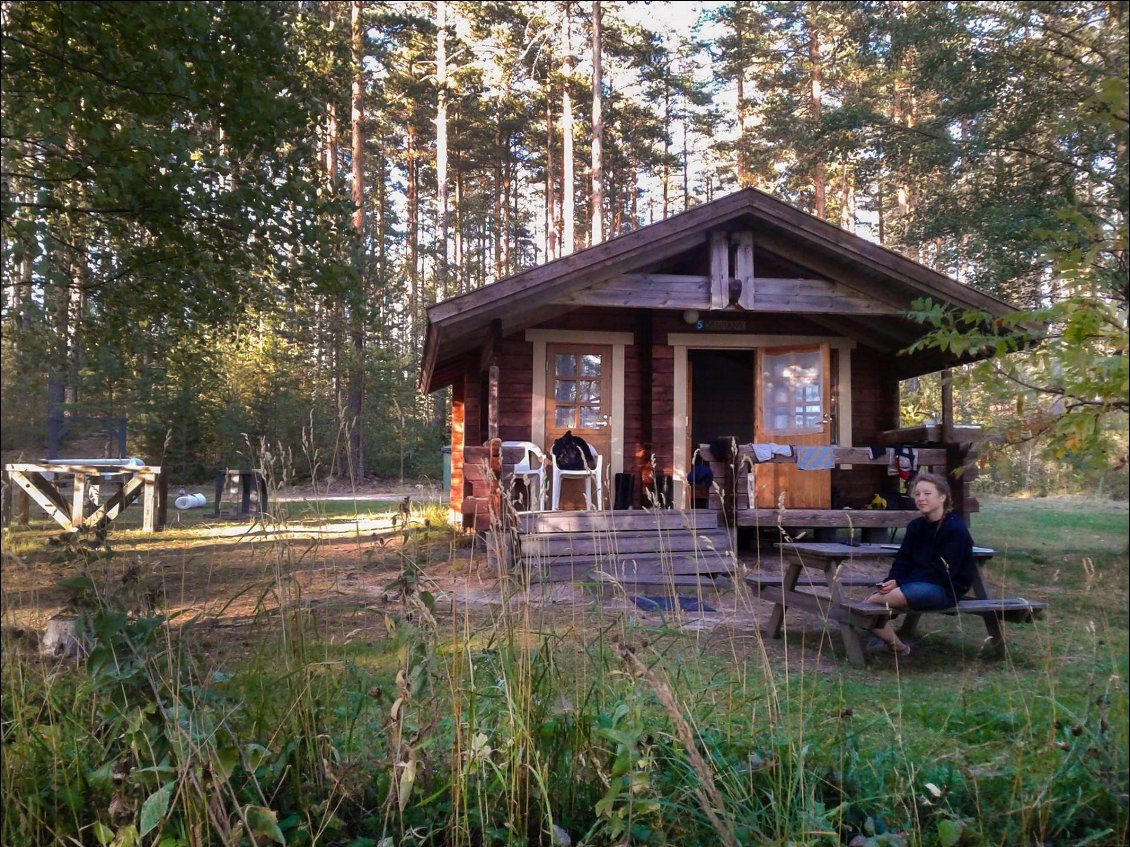 Le cottage et les tréteaux.