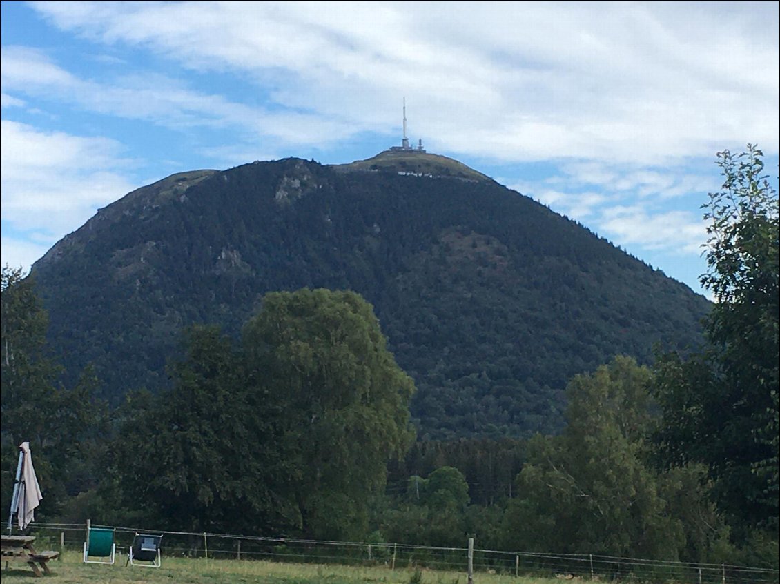 La vue depuis le gite/restaurant de Laschamps