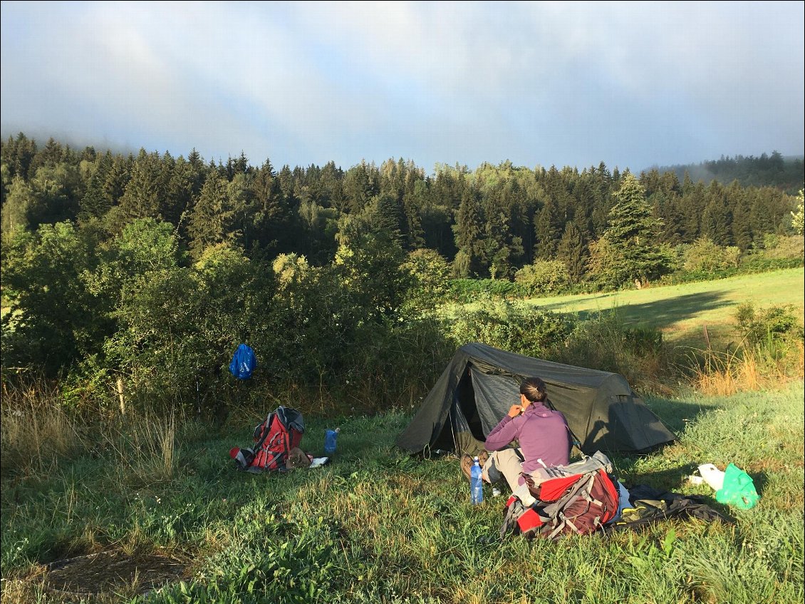 Belle ambiance pour ce dernier bivouac