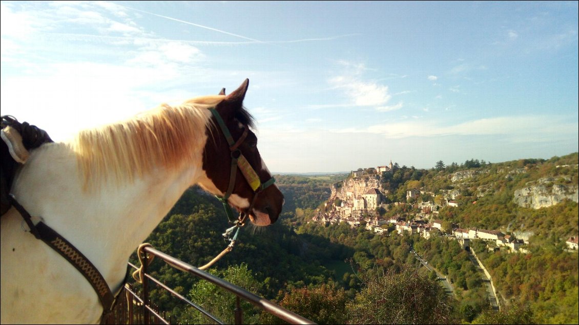 Rocamadour sur son gros cailloux