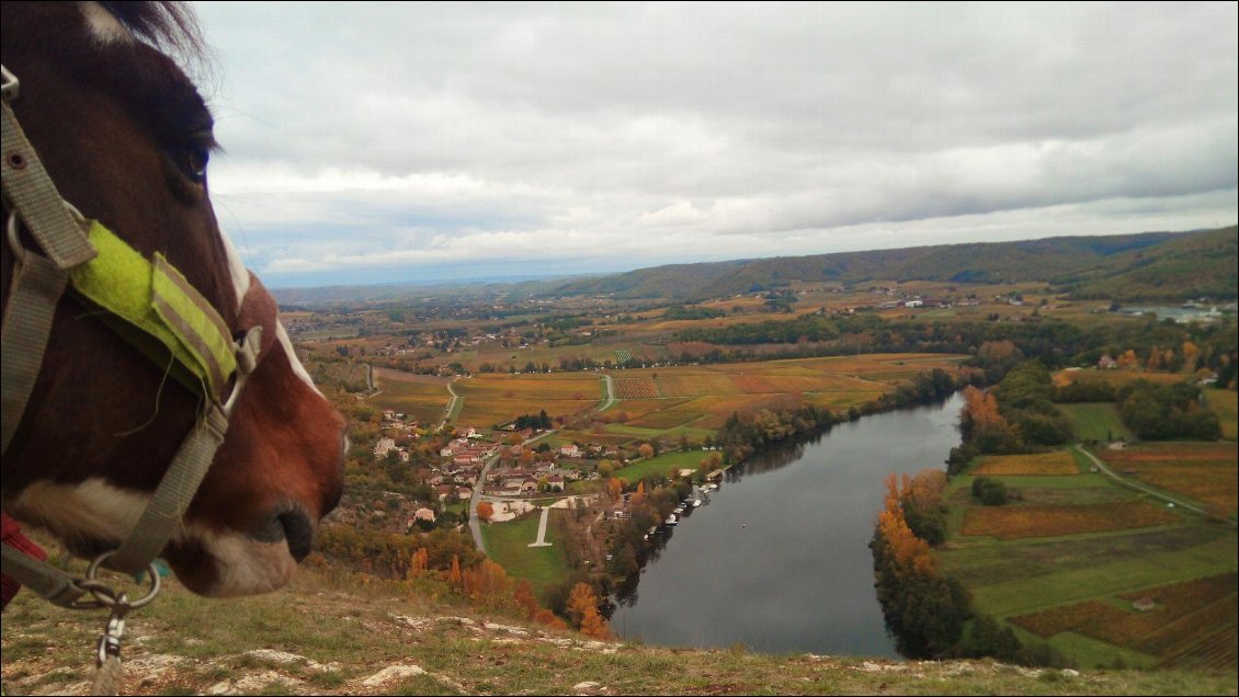 Point de vue dans les hauteurs de Luzech