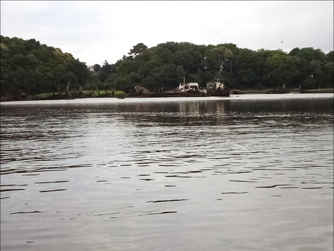 L'incontournable cimetière de bateaux de Kerhervy.
Toujours aussi magique.