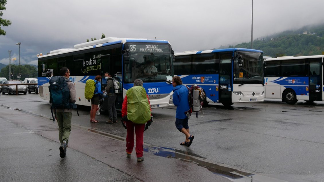 Bus direction Grenoble !