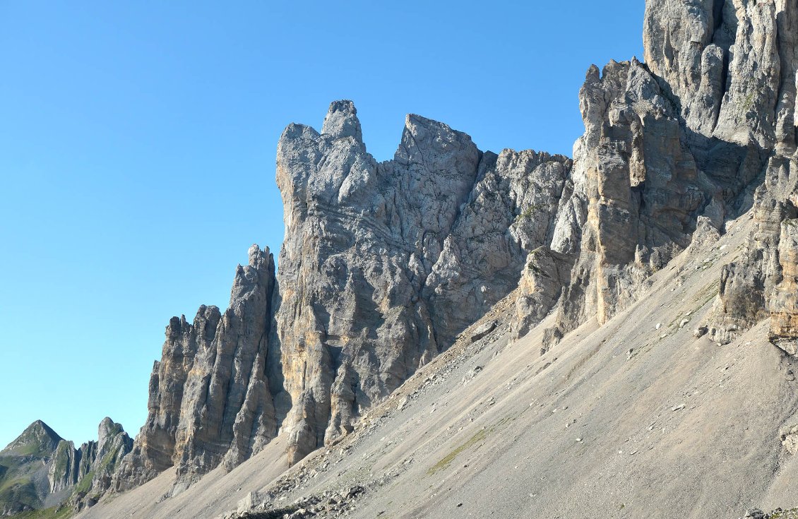 Petite Aiguille et Pic de Pétragème.