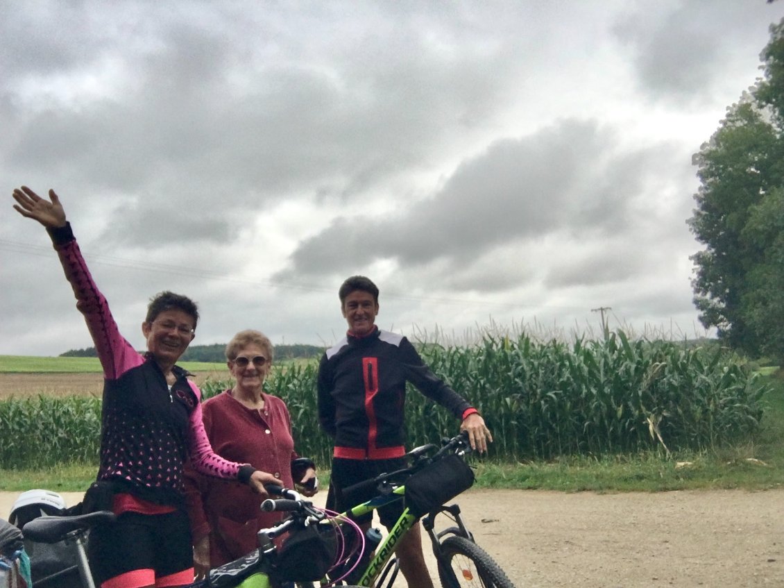 Je crois qu'elle aurait bien fait un bout de chemin avec nous, Ginette....