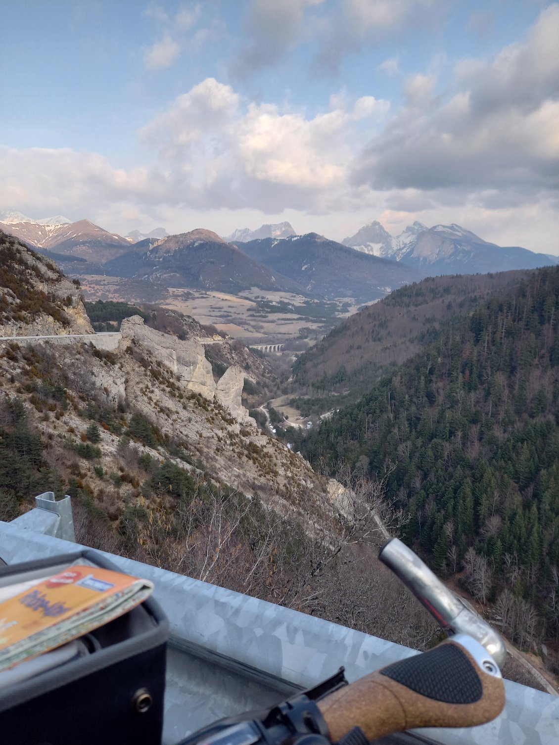 Après le col de Grimone, la haute montagne