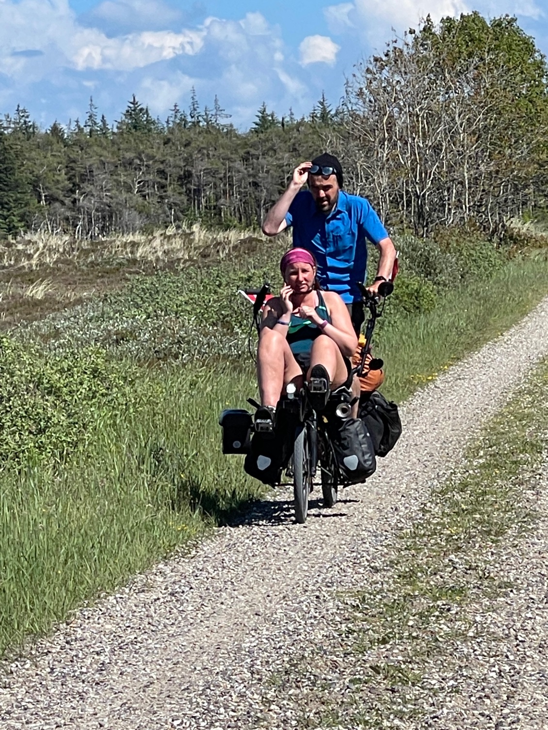 Je croise trois cyclotouristes aujourd’hui