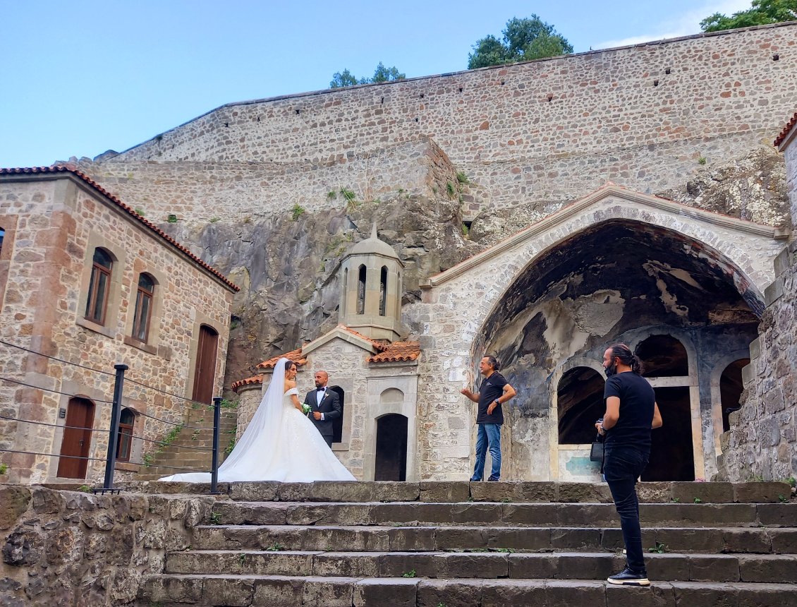 Encore des mariés, dans le monastere de Trabzon