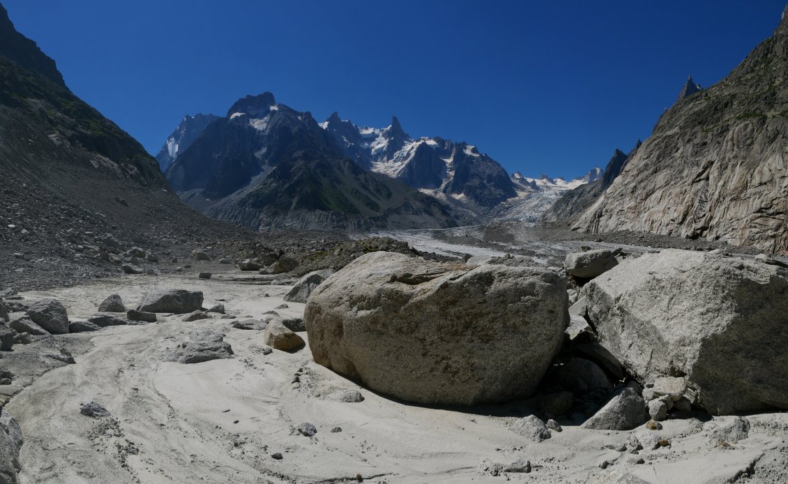 De Chamonix au refuge de la Charpoua par la Mer de Glace