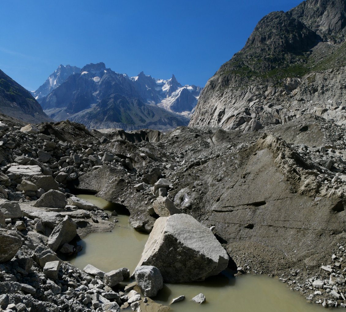 De Chamonix au refuge de la Charpoua par la Mer de Glace