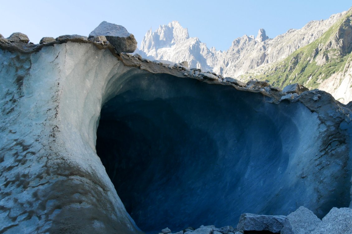 De Chamonix au refuge de la Charpoua par la Mer de Glace