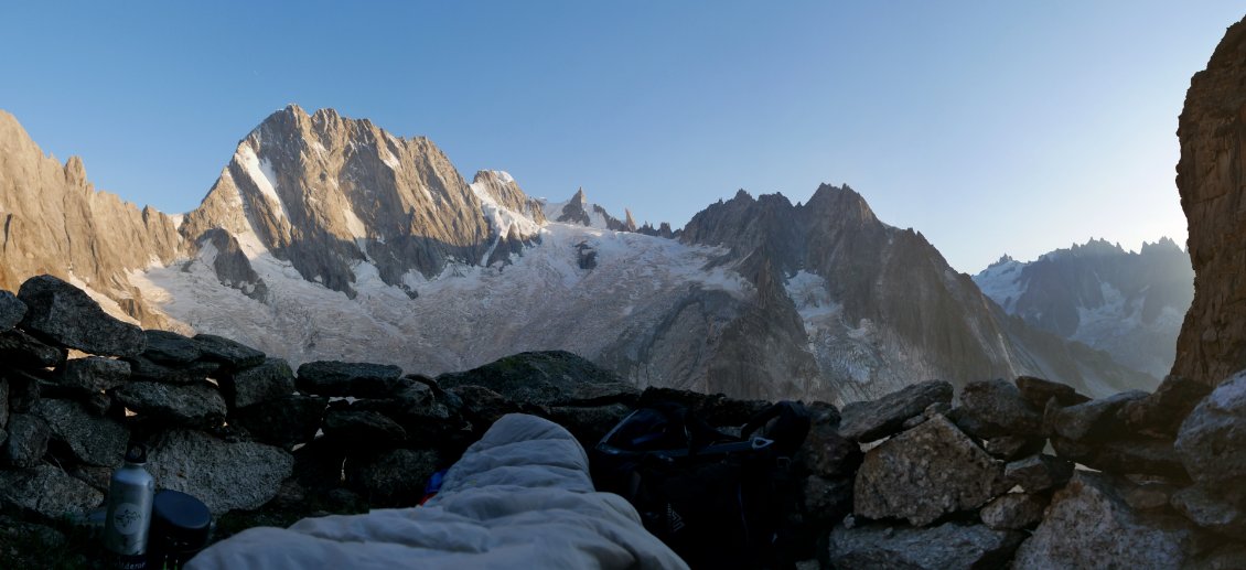 Fraicheur relative au bivouac face aux glaciers