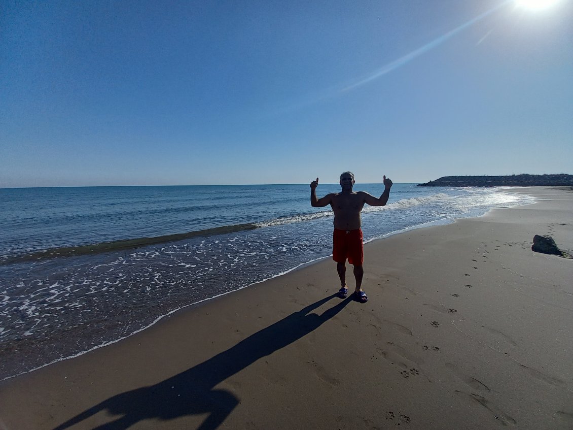 Baignade en Caspienne avec un nageur-sauveteur pour moi seul